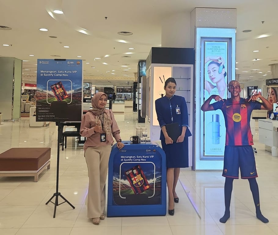 BRI Kalimalang Ramaikan Emporium Pluit dengan Booth Pembukaan Rekening dan Kartu Debit Eksklusif FC Barcelona