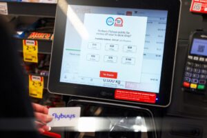 COLES HELPS CUSTOMERS TAKE 0 OFF THEIR IN STORE SHOP WITH 20,000 FLYBUYS POINTS