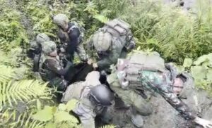 Demi Pulangkan Korban, Prajurit TNI Terobos Medan Ekstrem dan Hadapi Hujan Peluru OPM di Yahukimo