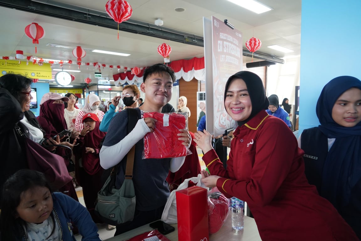 HUT ke-81 RI Makin Semarak, LRT Jabodebek Meriahkan bersama Pengguna