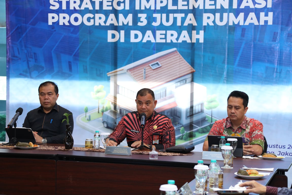 To accelerate the 3-Million-Home Program, the Indonesian Ministry of Home Affairs’ BSKDN promotes central-regional synergy and easier access for low-income households.