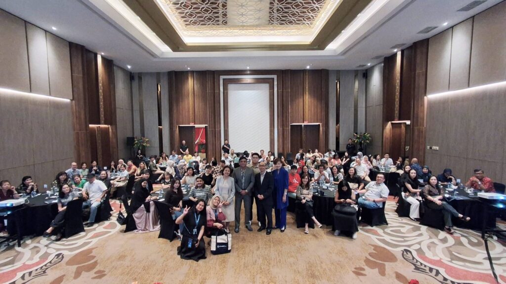 Deteksi Dini Jadi Sorotan Utama dalam Sesi Edukasi Kesehatan di Palembang, Hadirkan Dua Dokter Spesialis dari Singapura