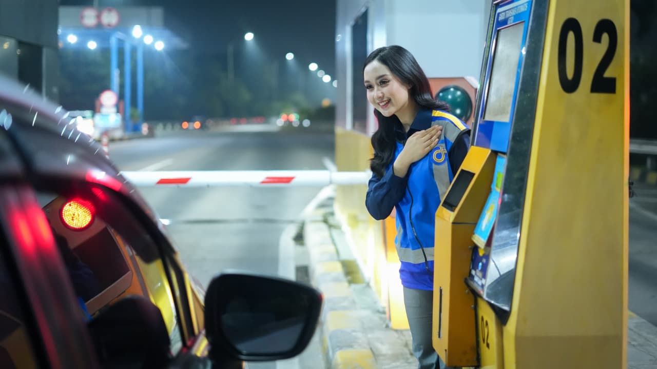 Raih Top 10 BUMN Layanan Terbaik dalam Danantara Indonesia CX100 Award 2026, Jasa Marga Terus Perkuat Transformasi Layanan Berbasis Customer Experience